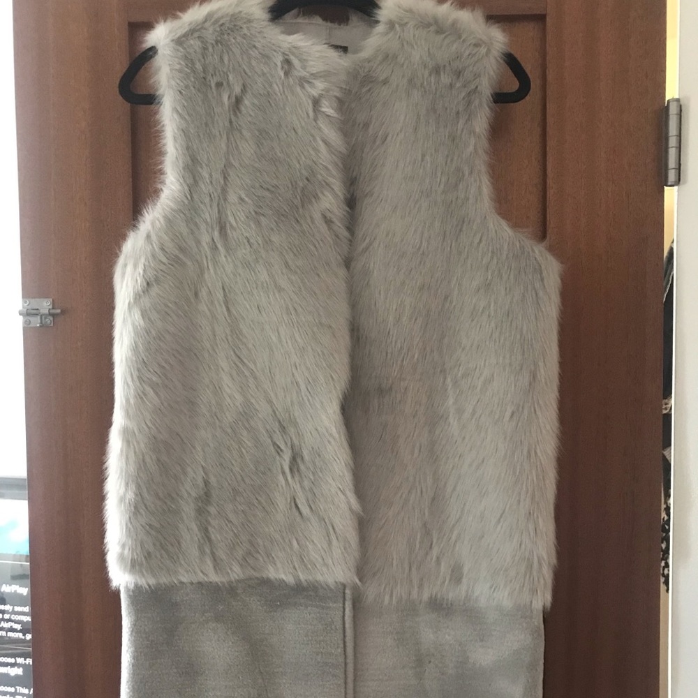 Topshop grey long vest size 4
